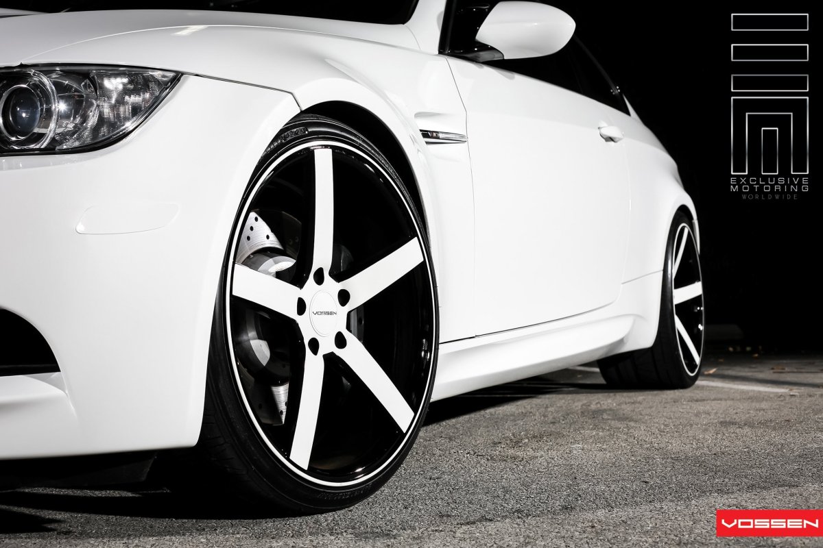Vossen cv3 чёрный диск белая