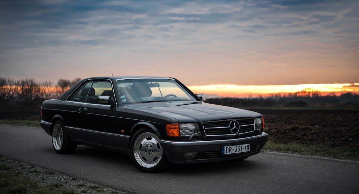 Mercedes Benz 560 sec