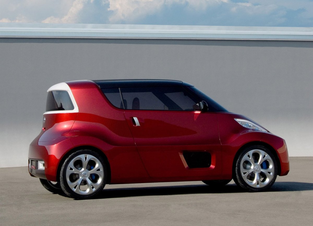 Nissan Round Box