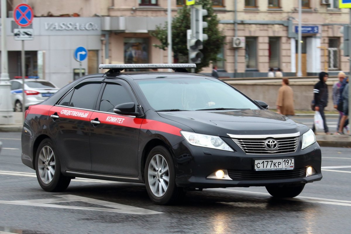 Toyota Camry 55 с мигалкой