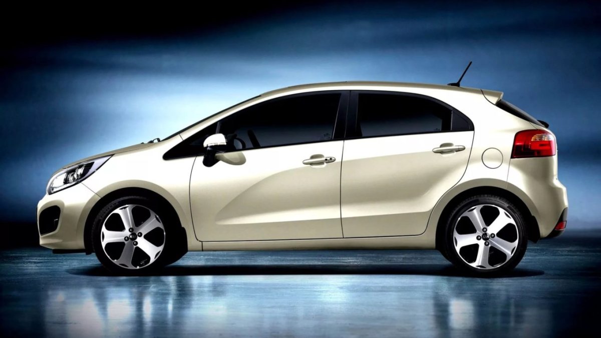 Kia Rio 2012 хэтчбек
