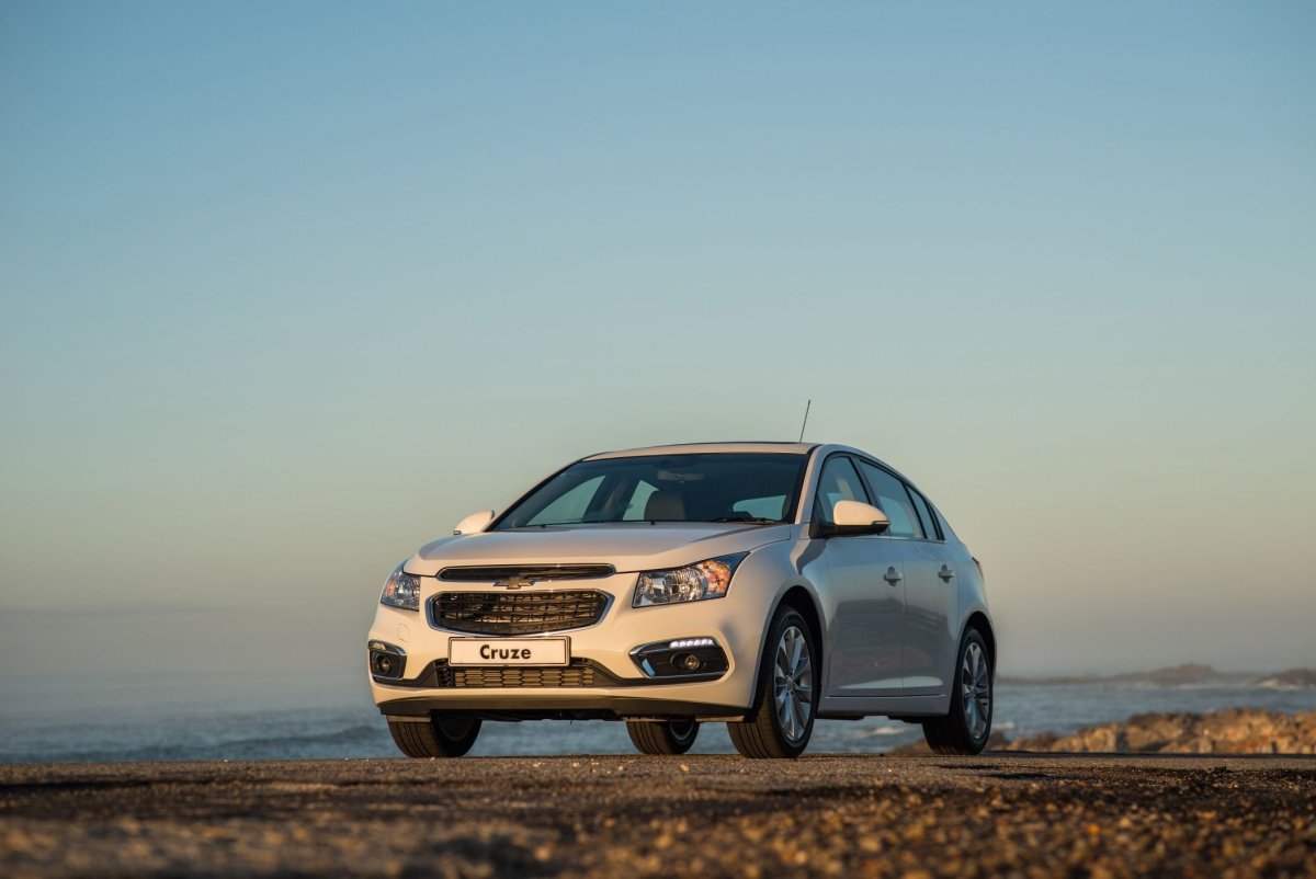 Chevrolet Cruze 2015 хэтчбек