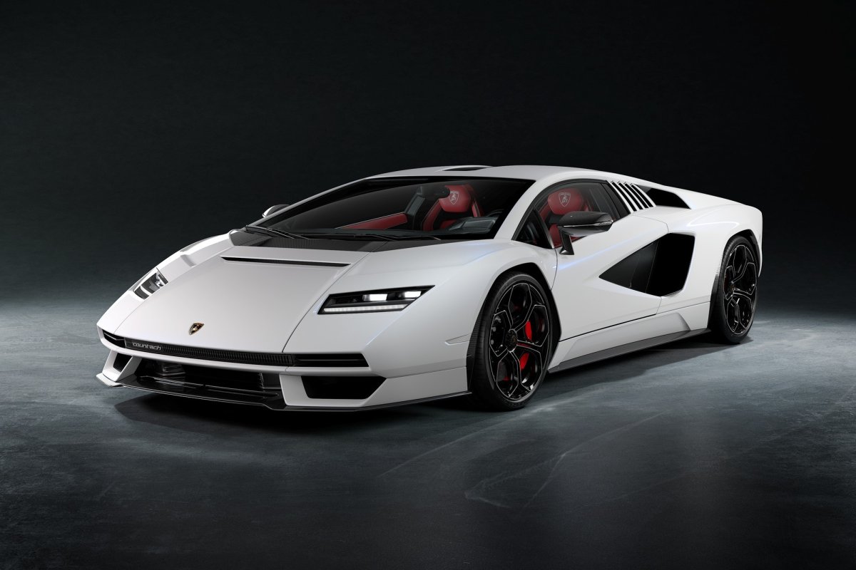 Lamborghini Countach 2022