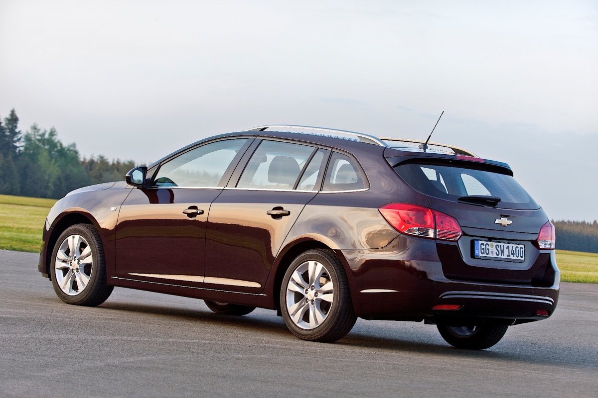 Chevrolet Cruze 2012 универсал