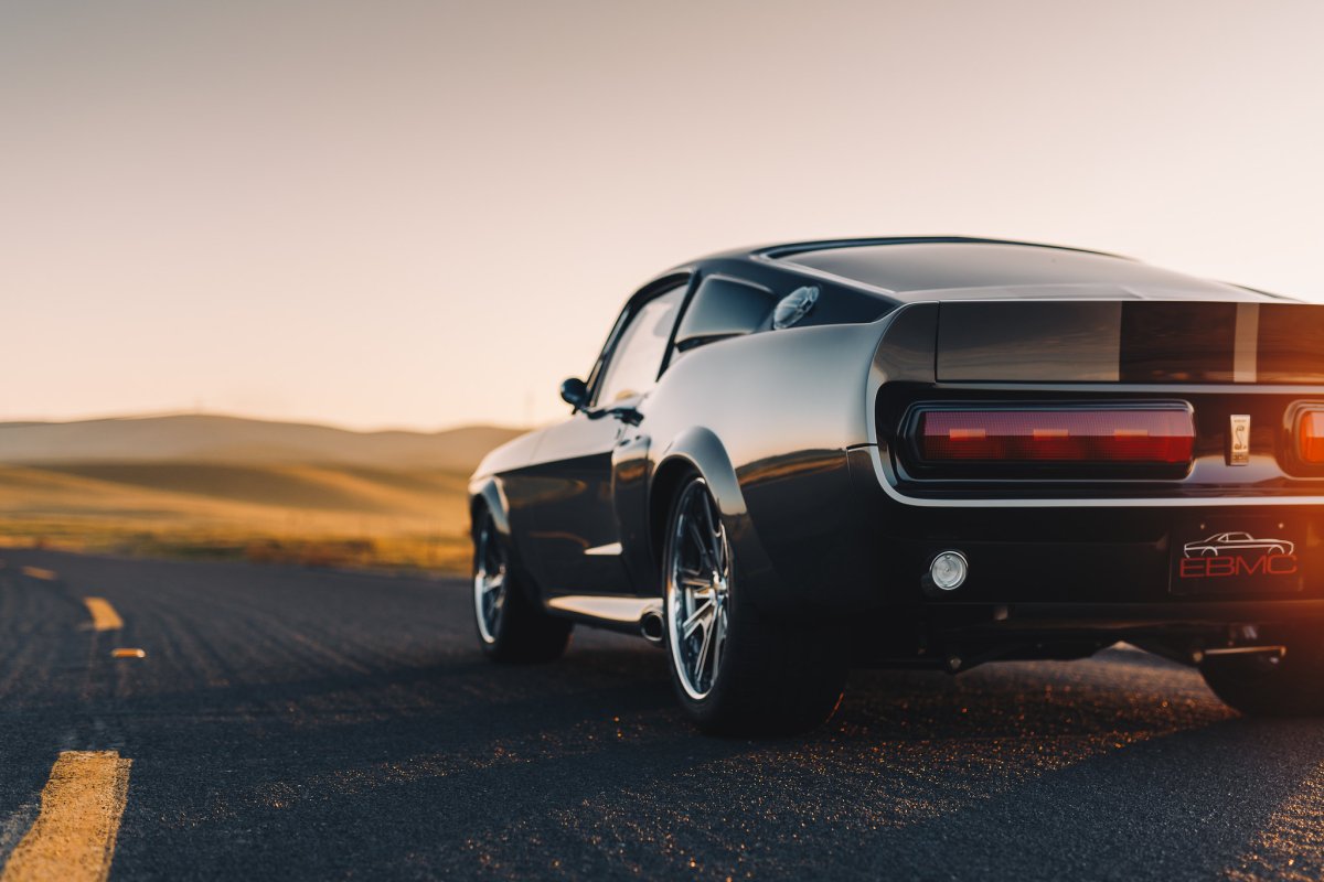 Ford Shelby gt500 сзади
