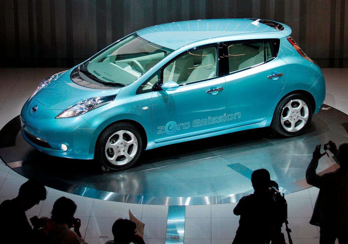 Nissan электромобиль Leaf гибрид