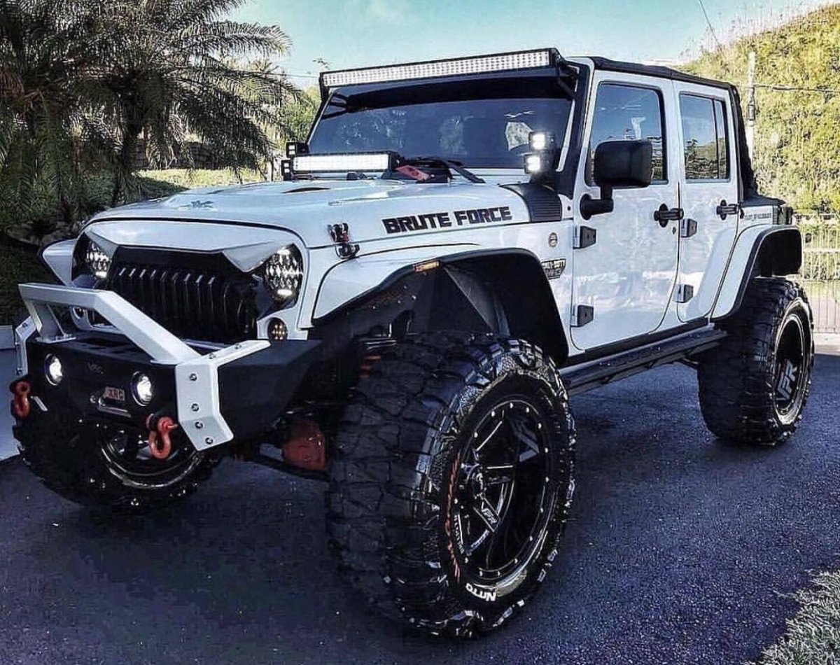 Внедорожник Jeep Wrangler Rubicon Custom