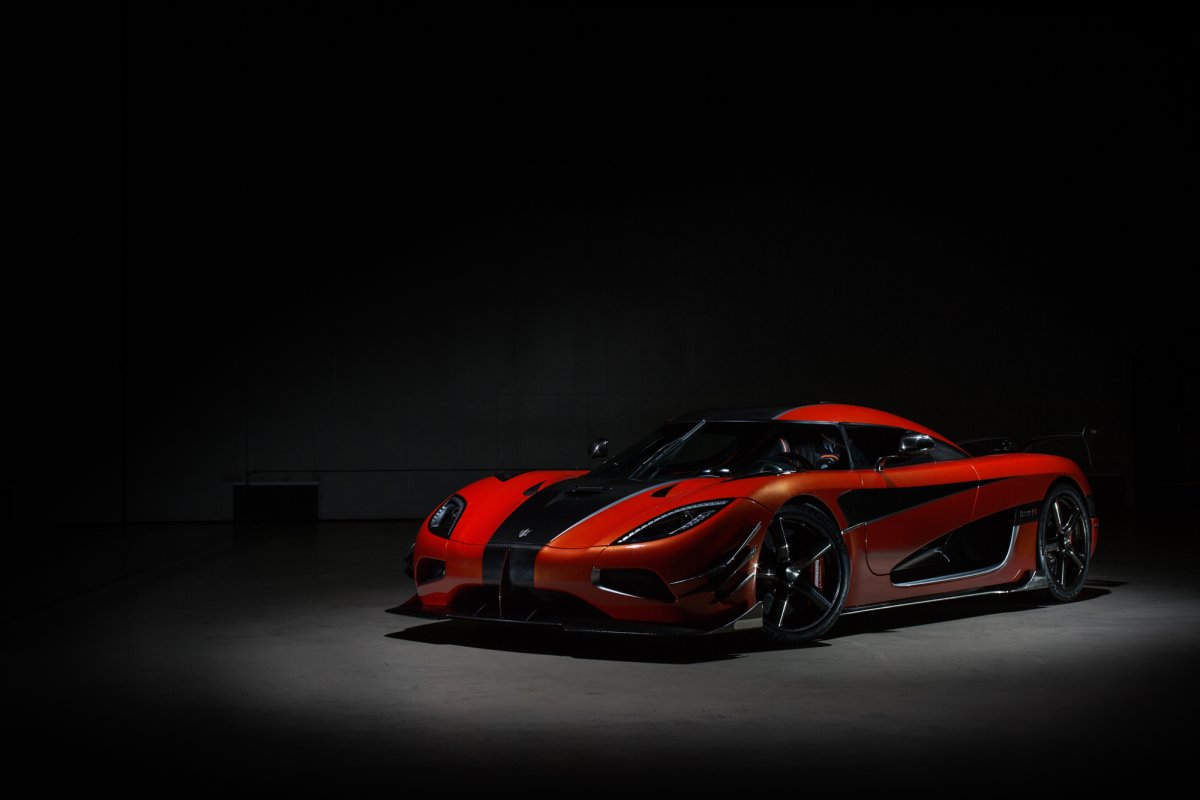 Koenigsegg Agera RS красная