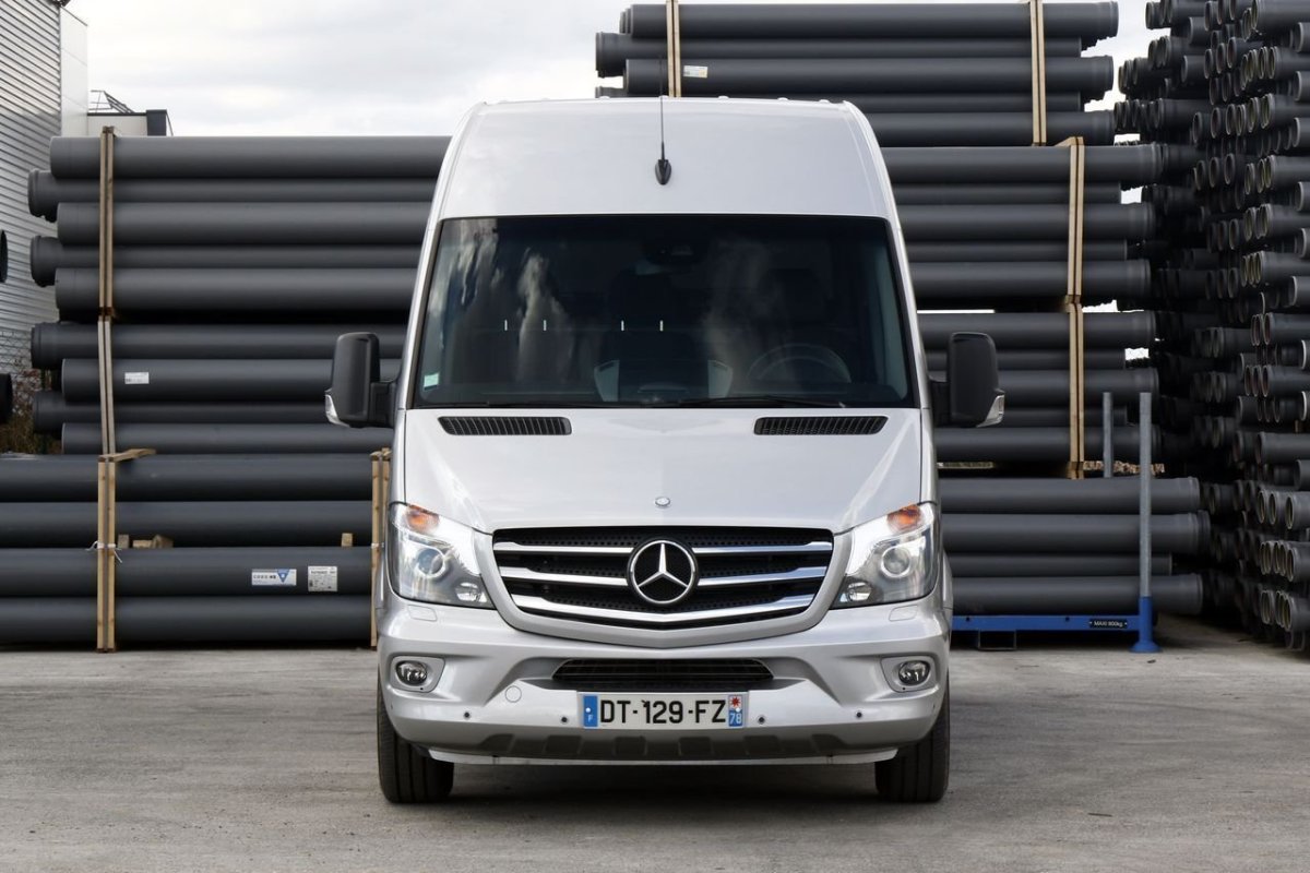 Mercedes Sprinter 2