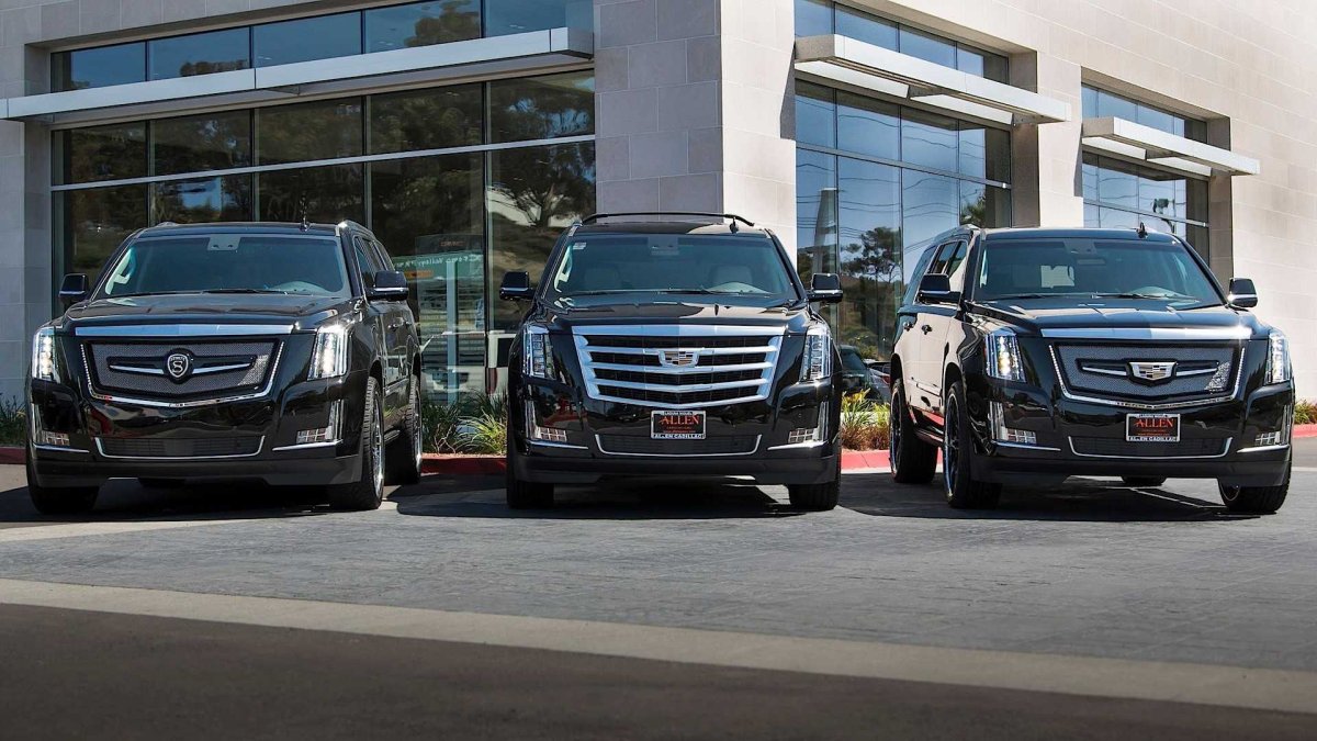 Cadillac Escalade v 2023