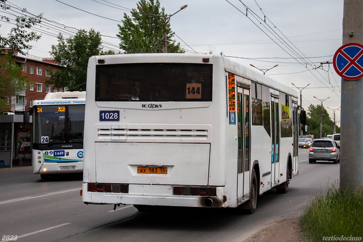 НЕФАЗ-5299 автобус