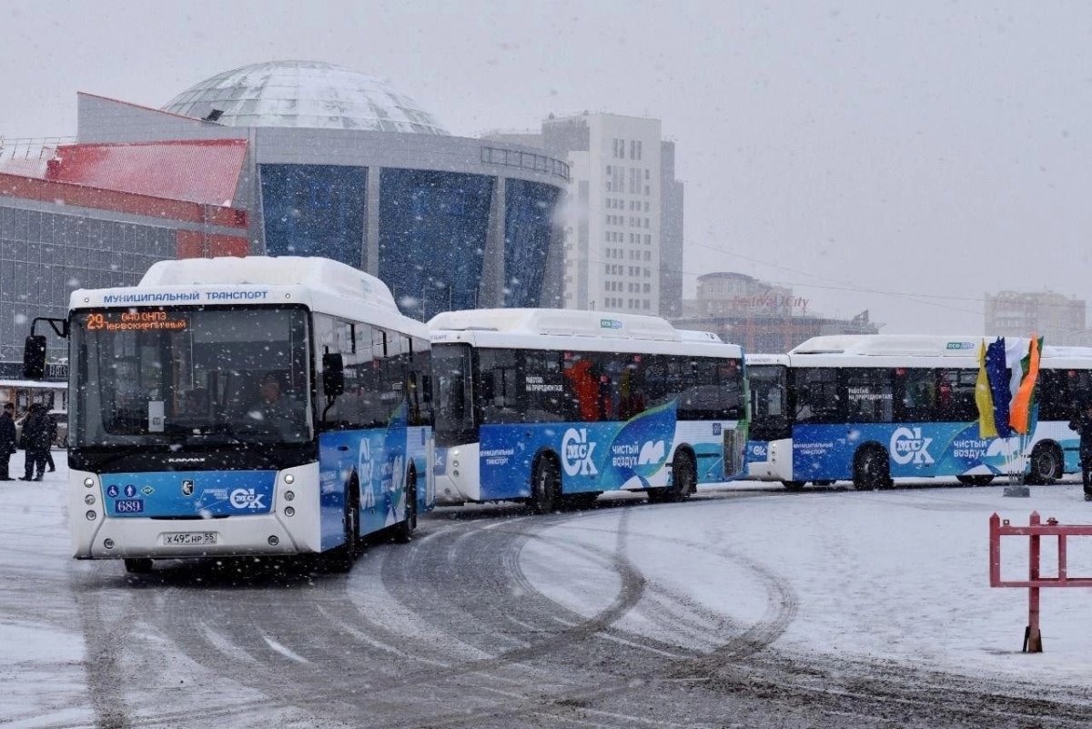 Автобус Омск