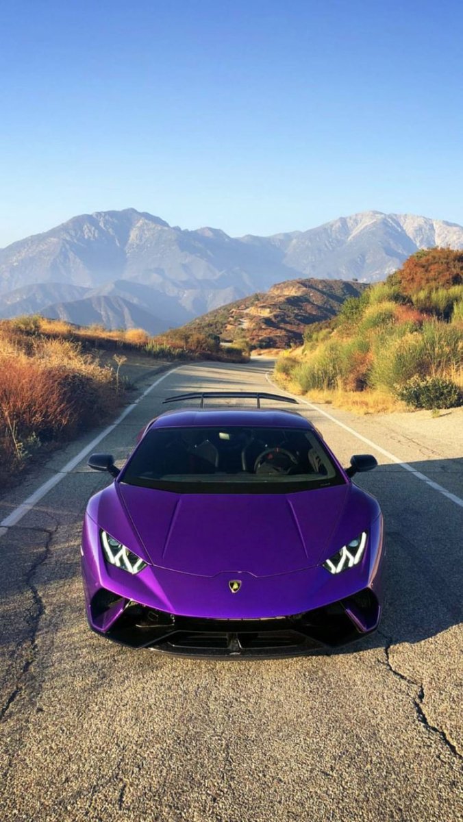 Lamborghini Huracan Performante Purple