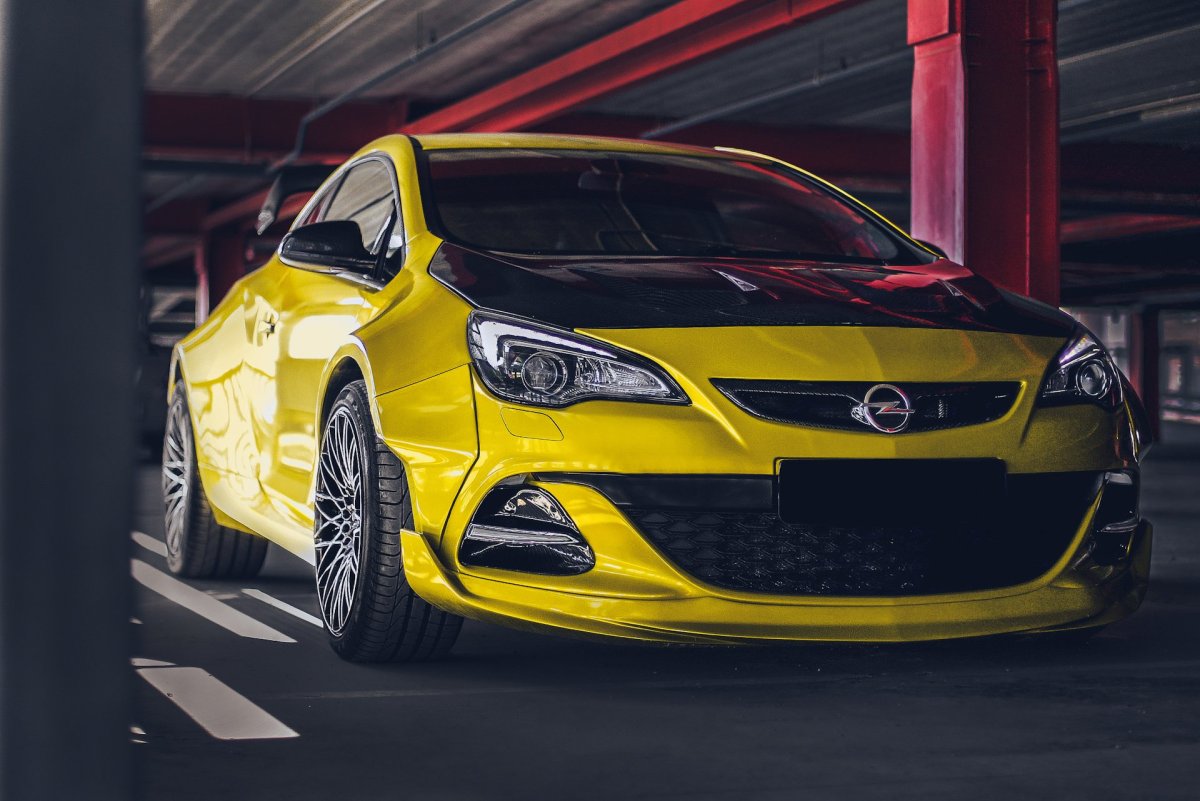 Opel Astra GTC J обвес