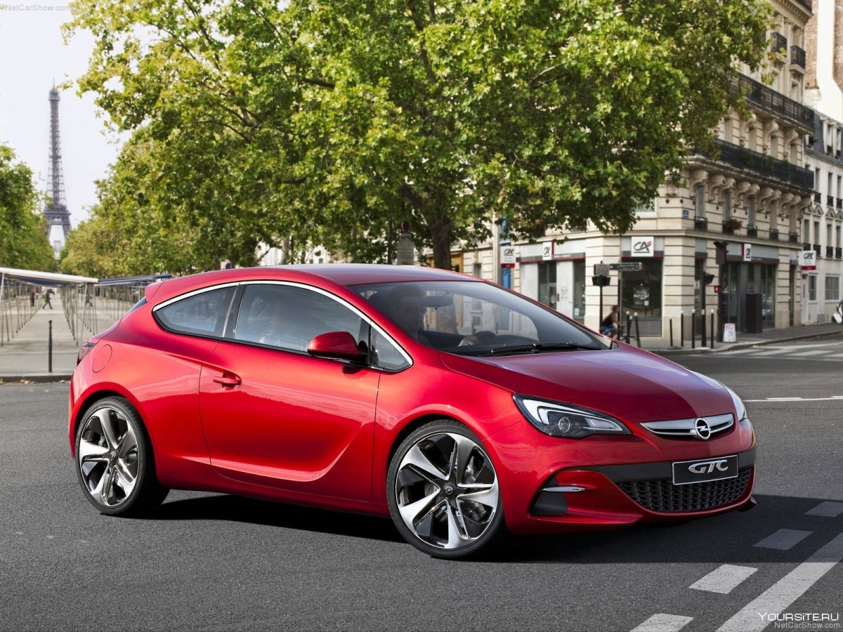 Опель Astra GTC 2020