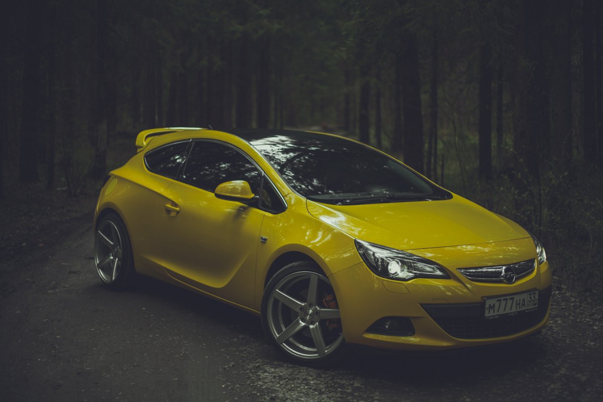 Opel Astra GTC Turbo