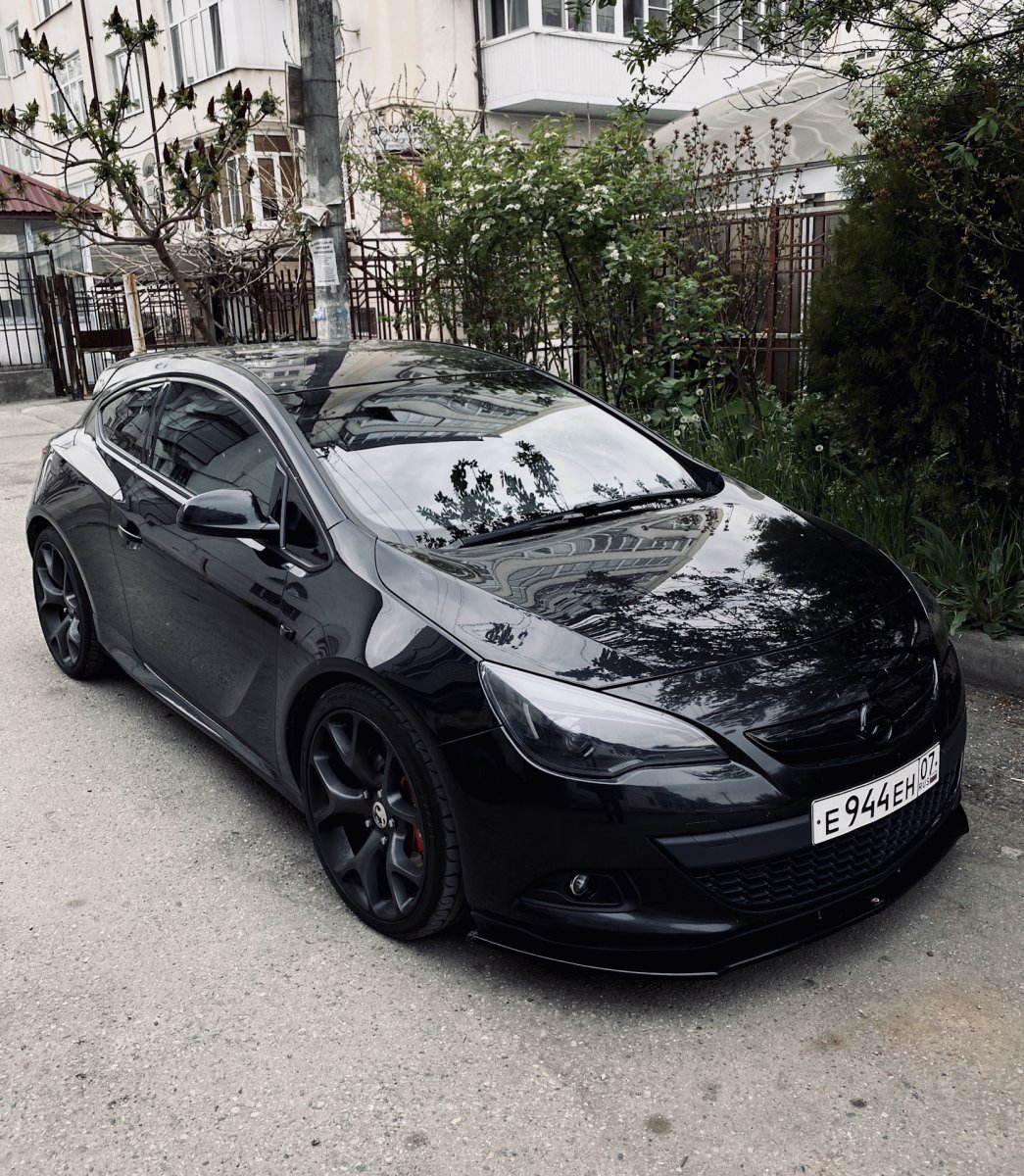 Opel Astra j GTC