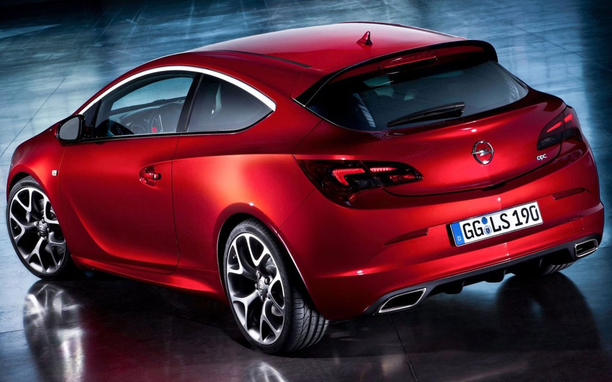Opel Astra GTC 2014