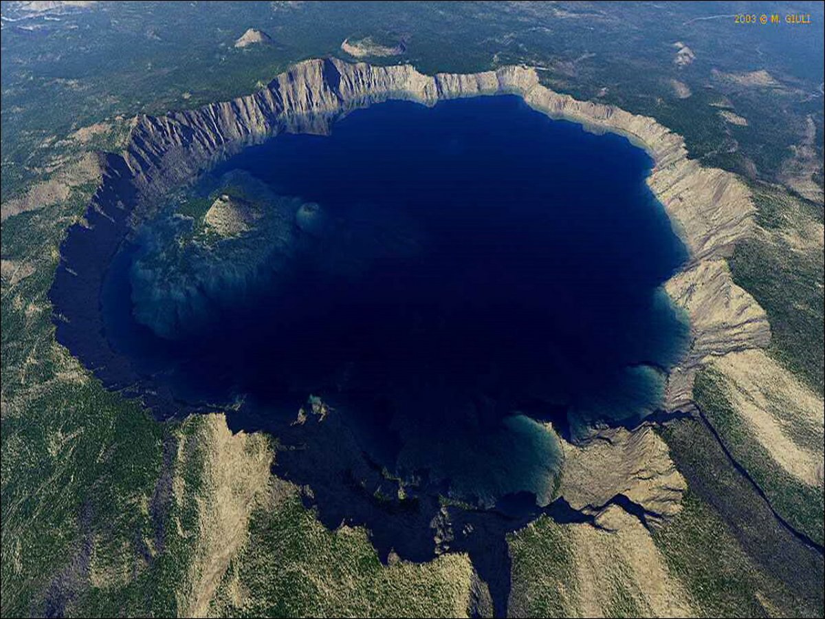 Озеро вулкана Мазама Орегон