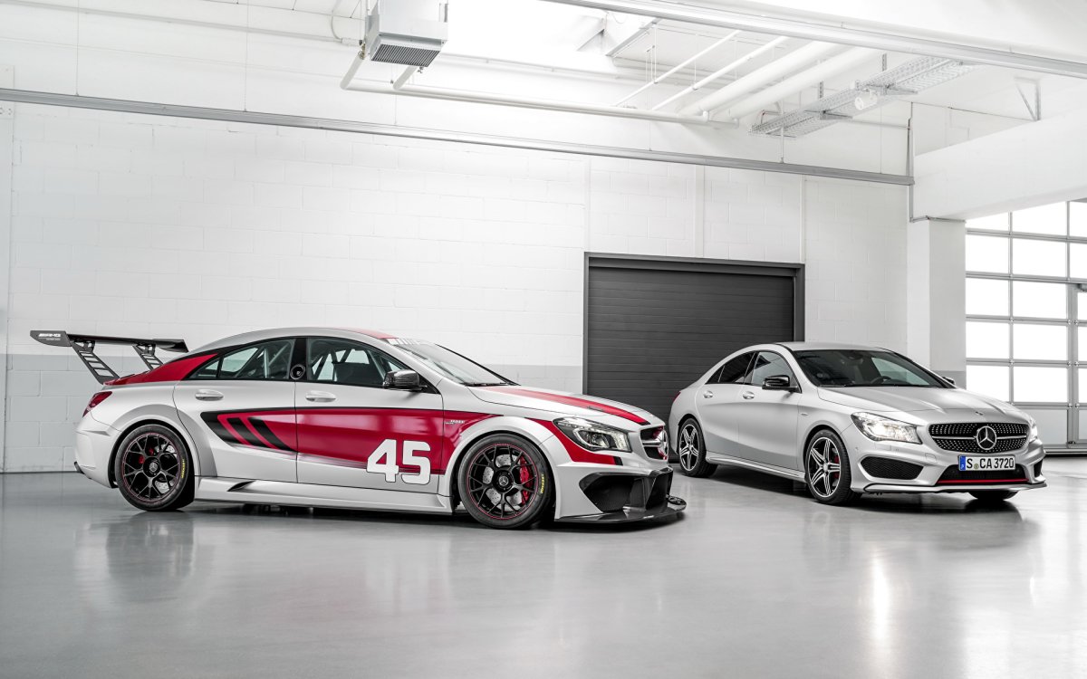 Mercedes Benz CLA 45 AMG Racing Series