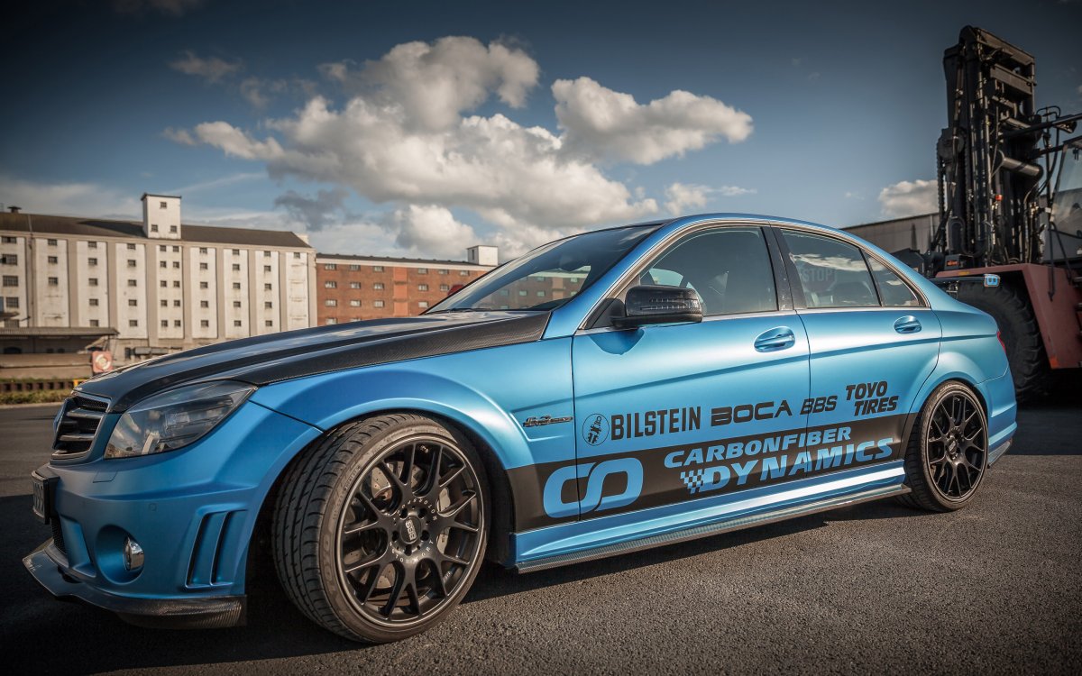 Мерседес c63 AMG винил