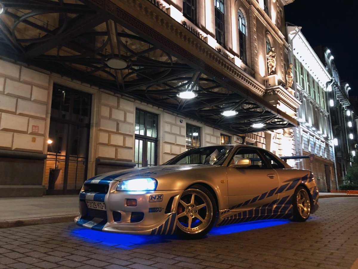 Neksa Autotuning Skyline r34