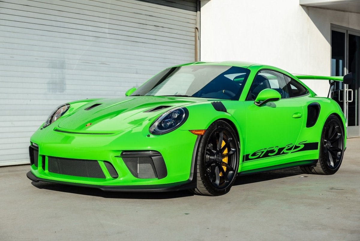 Porsche 911 gt3 RS зеленый