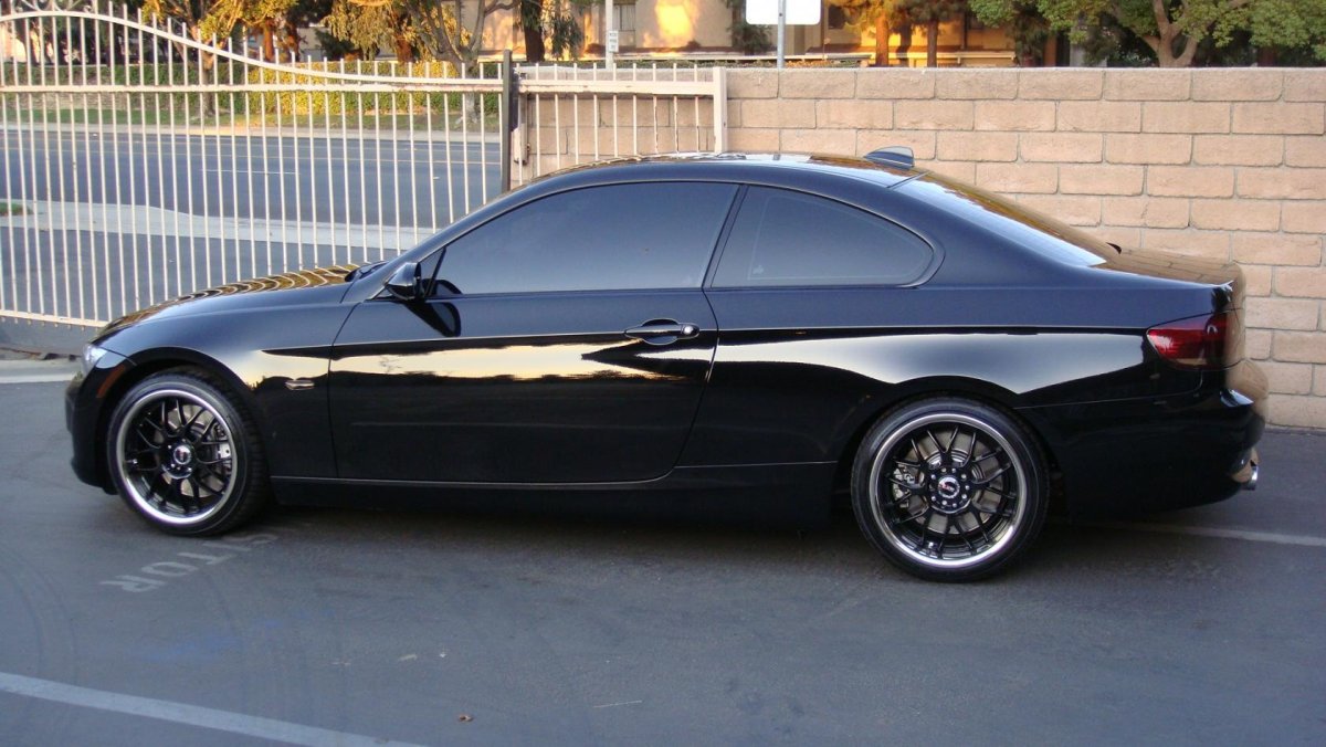 475 BMW черный металлик, Black Sapphire