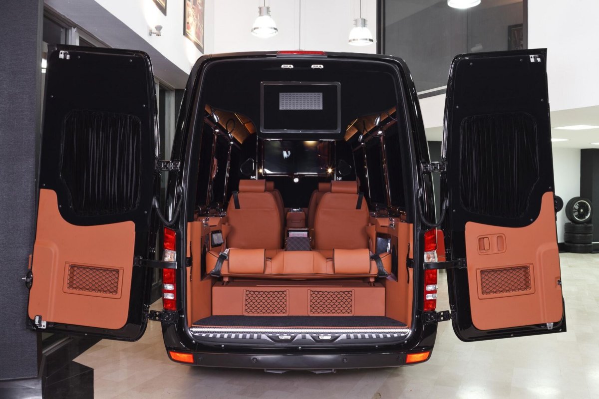 Mercedes Benz Sprinter Brabus салон