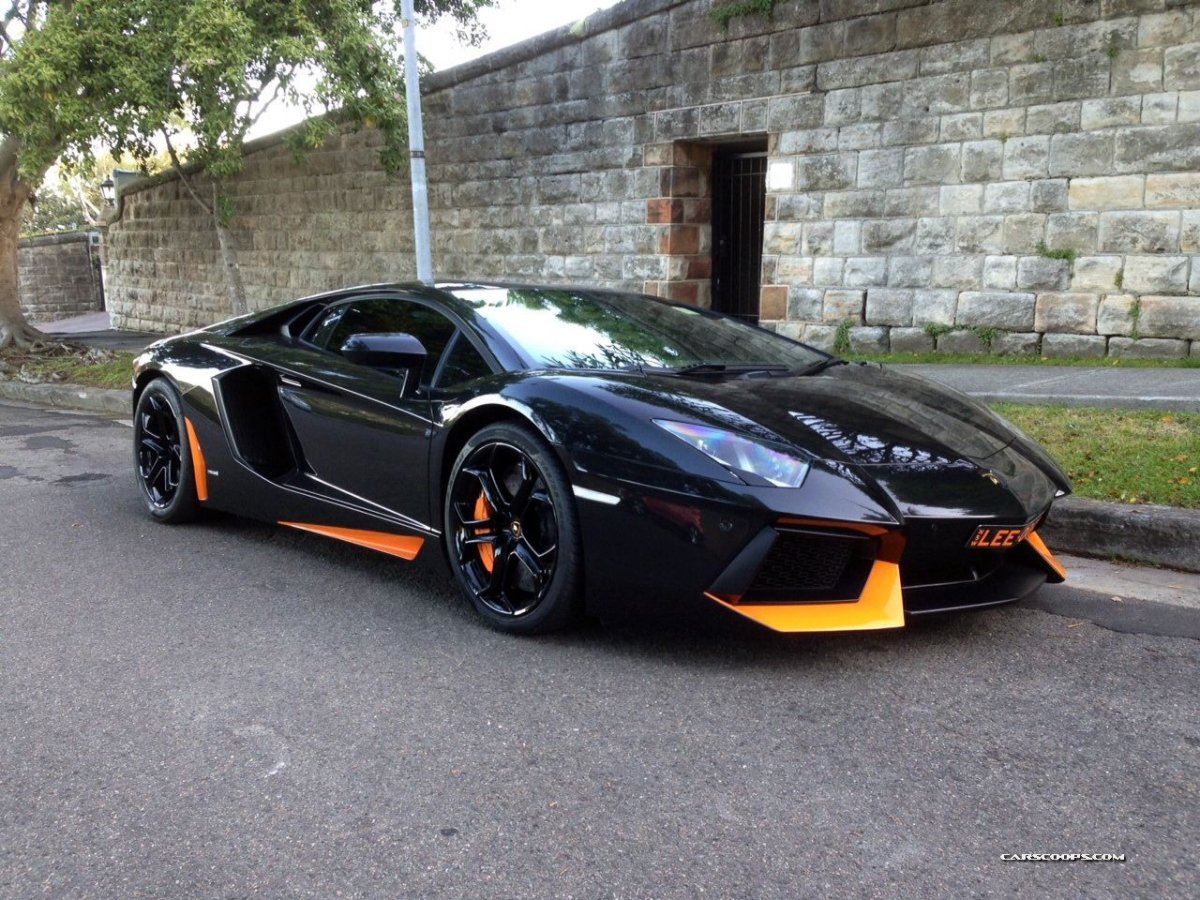 Lamborghini Aventador lp700-4 Black