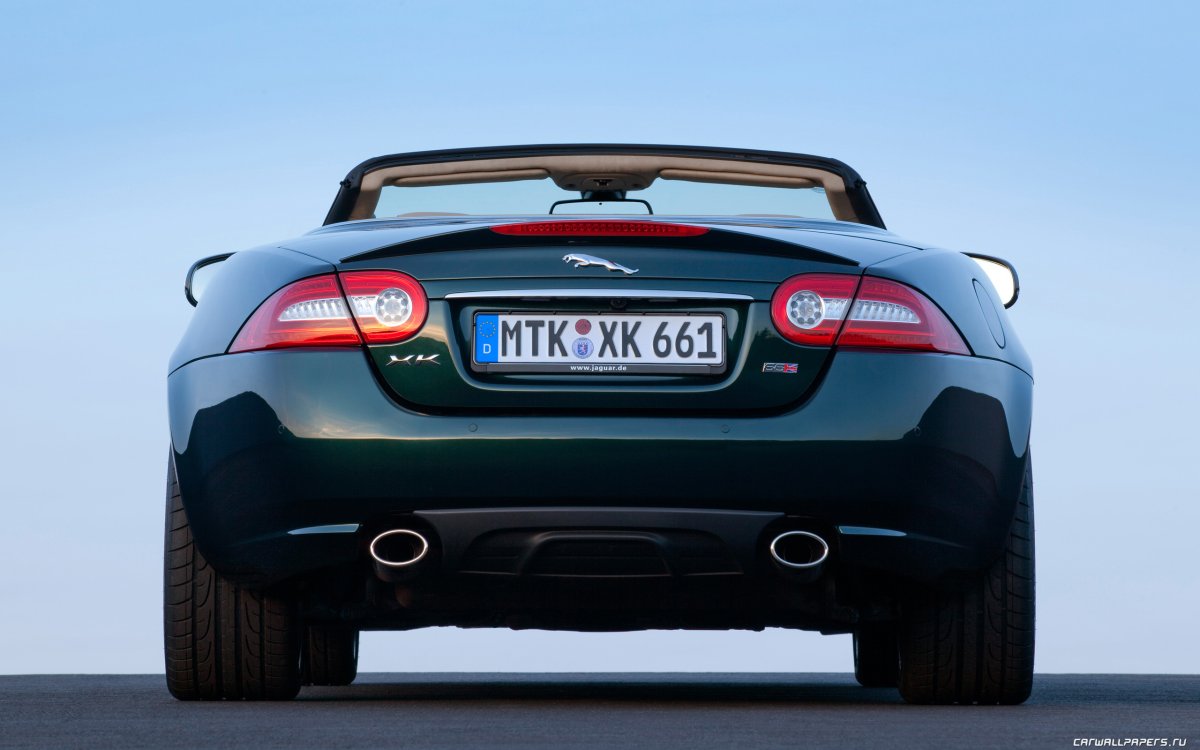 Зад Jaguar XK