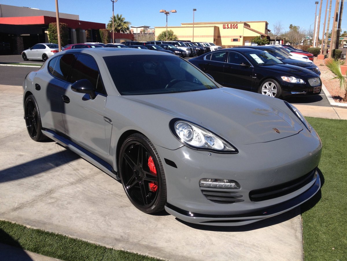 Porsche Panamera Grey Matte