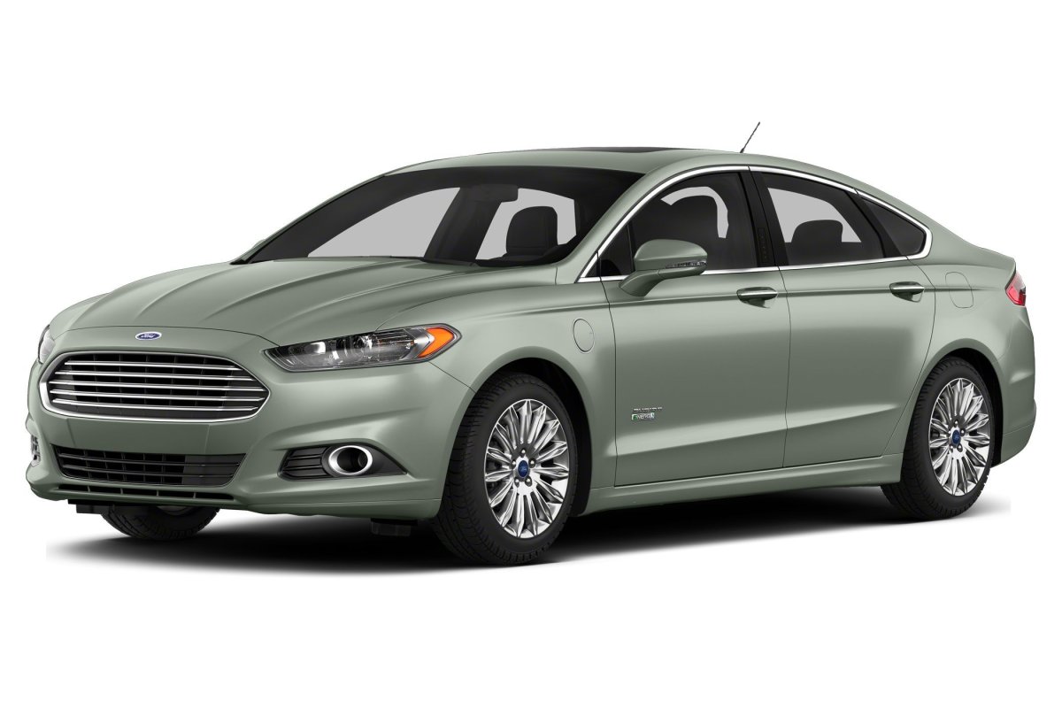 Ford Fusion 2012 седан