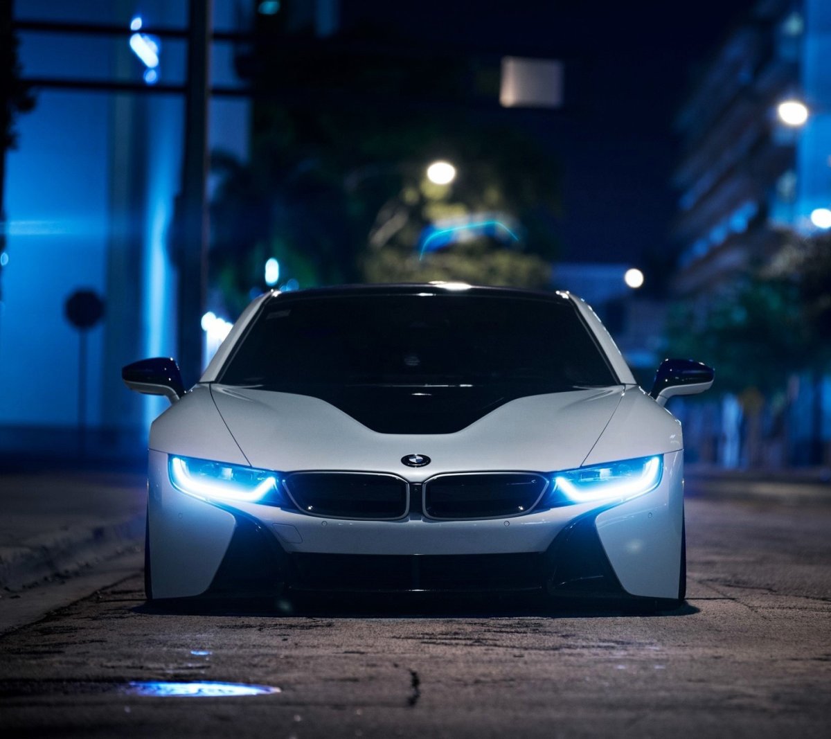 BMW i8 stance