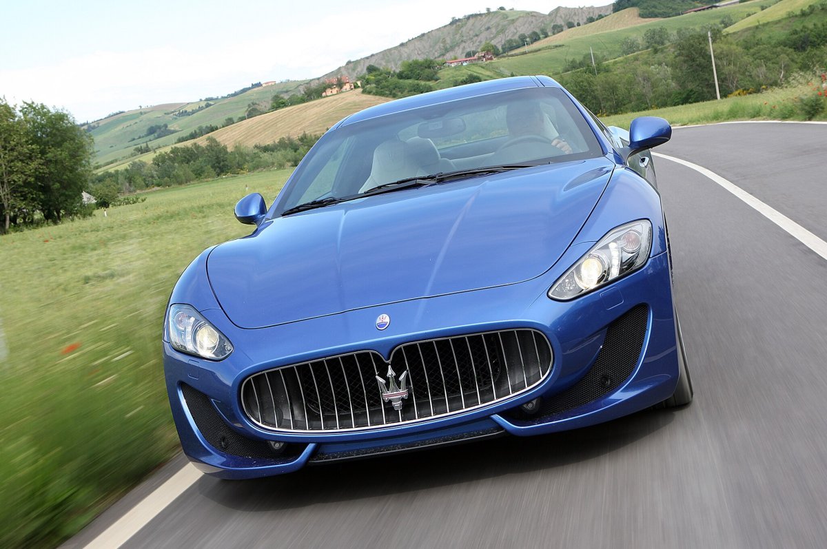 2012 Maserati GRANTURISMO Sport