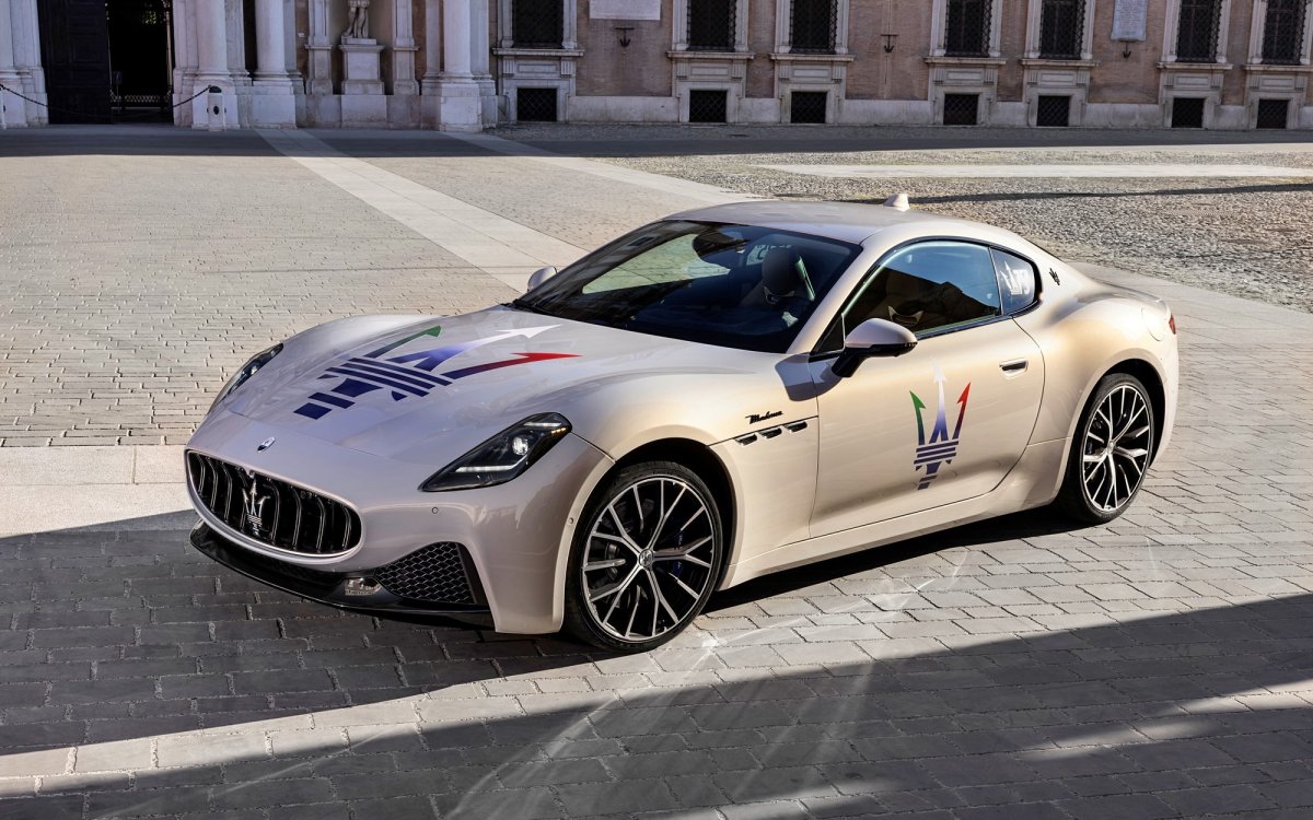Maserati mc20 2022