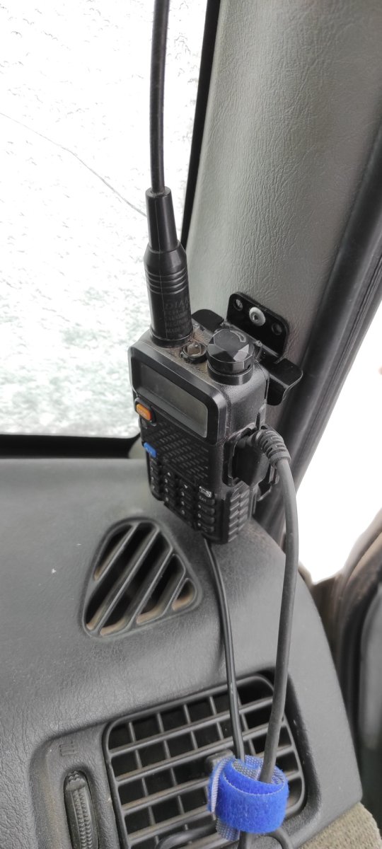 Кронштейн рации Baofeng UV-5r