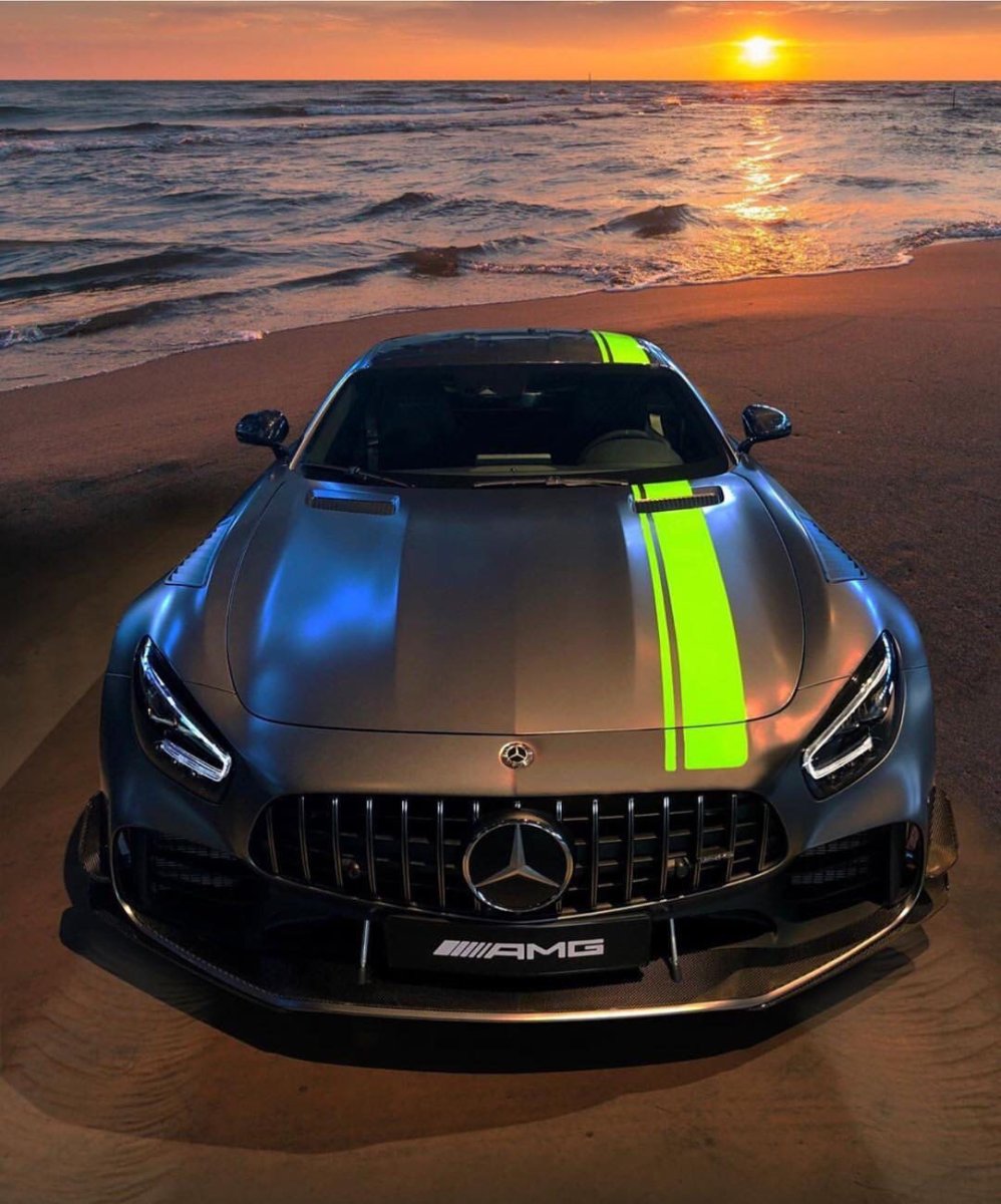Mercedes AMG gt r Pro - coches