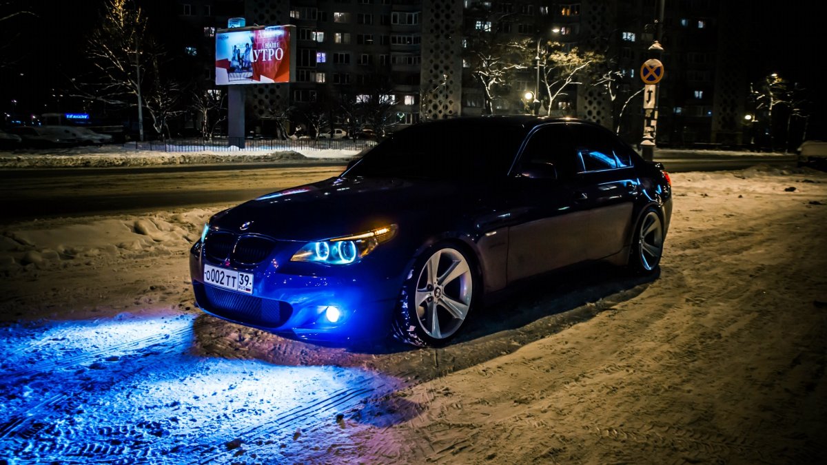 BMW m5 e60 ночью