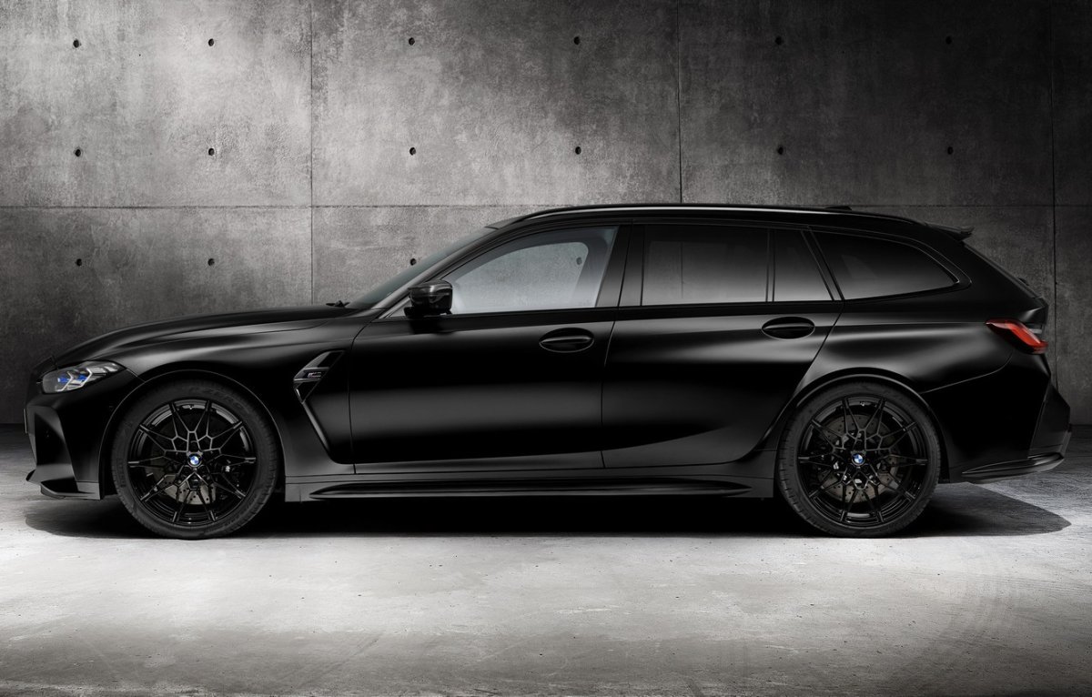 БМВ м3 туринг 2022