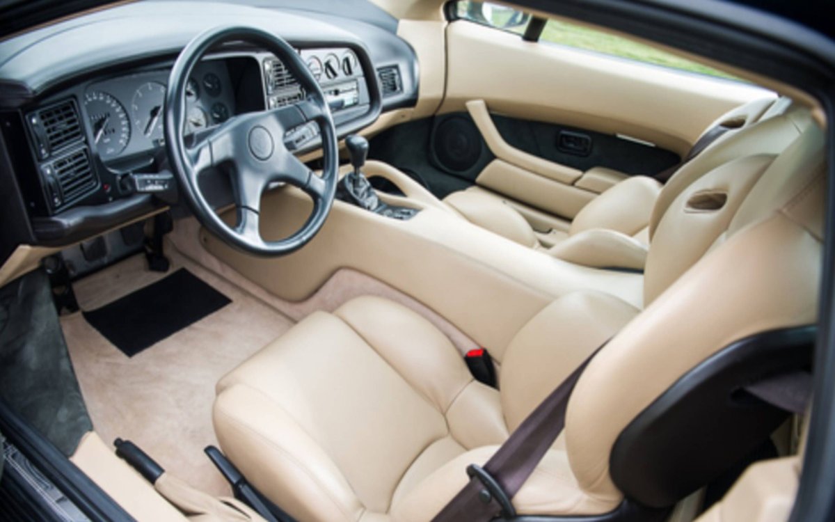 Jaguar xj220 салон