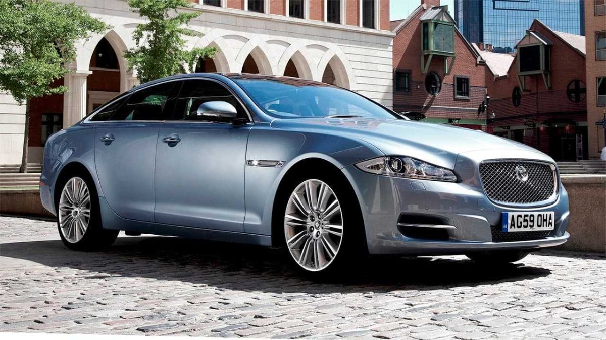 Jaguar xj5