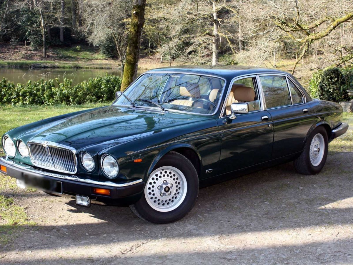 Jaguar XJ 12 5.7