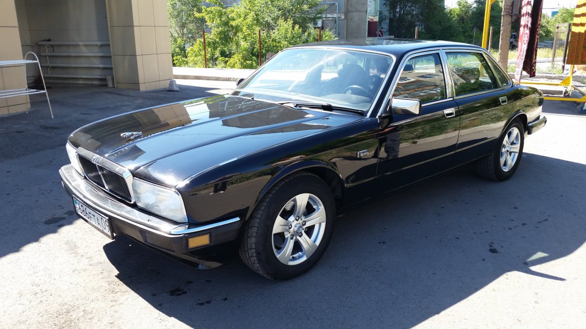 Jaguar xj6 1988