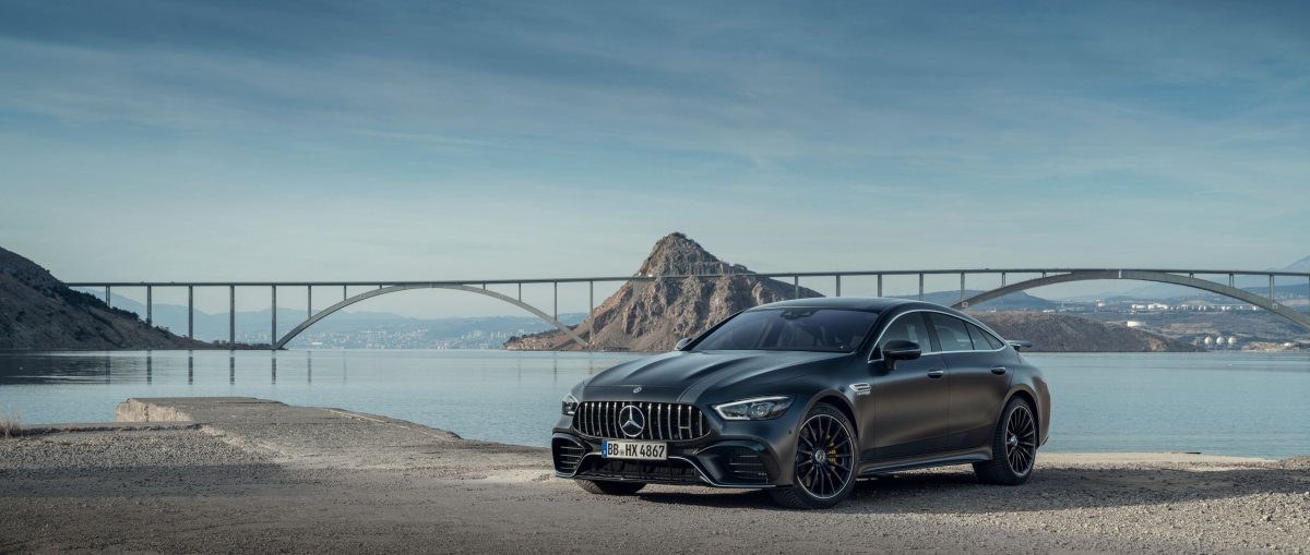 Mercedes AMG gt 63 s 4matic+ обои