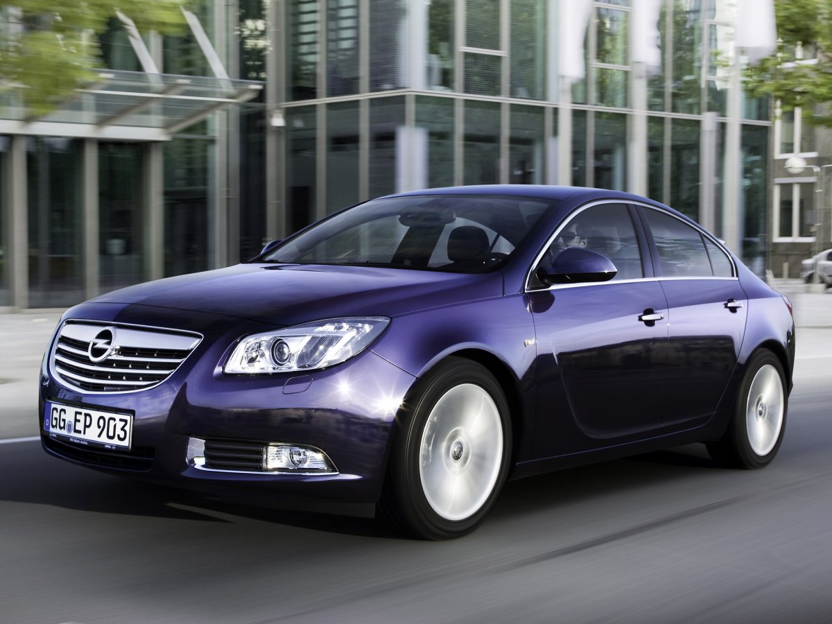 Opel Insignia 2011