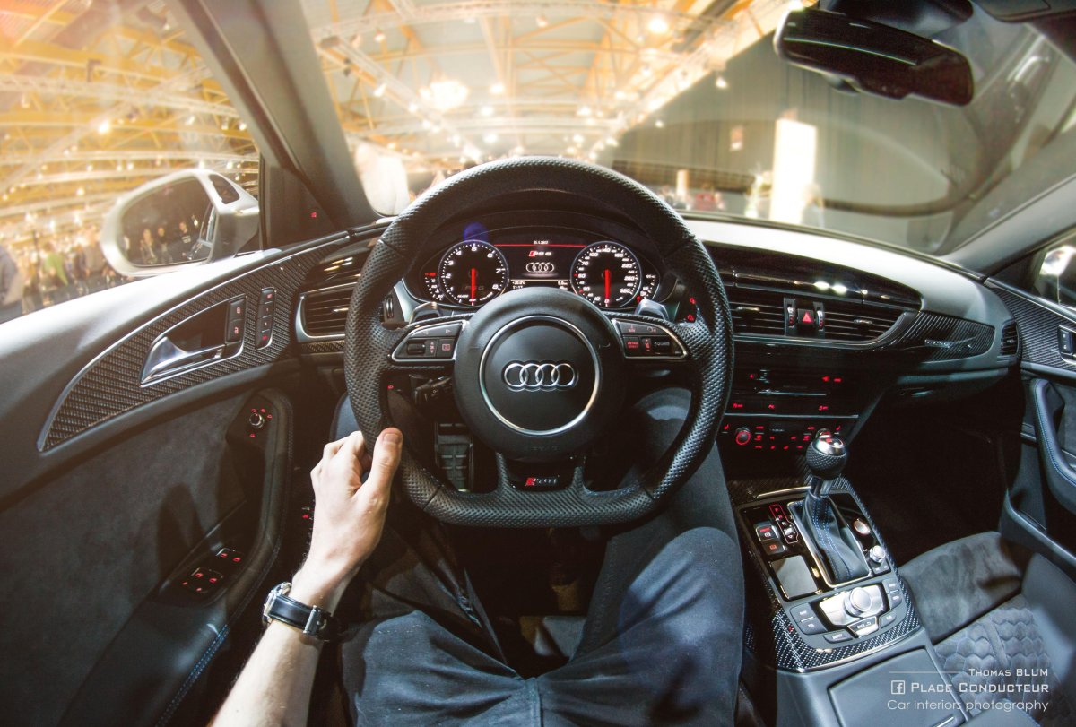 Ауди rs7 салон ночью