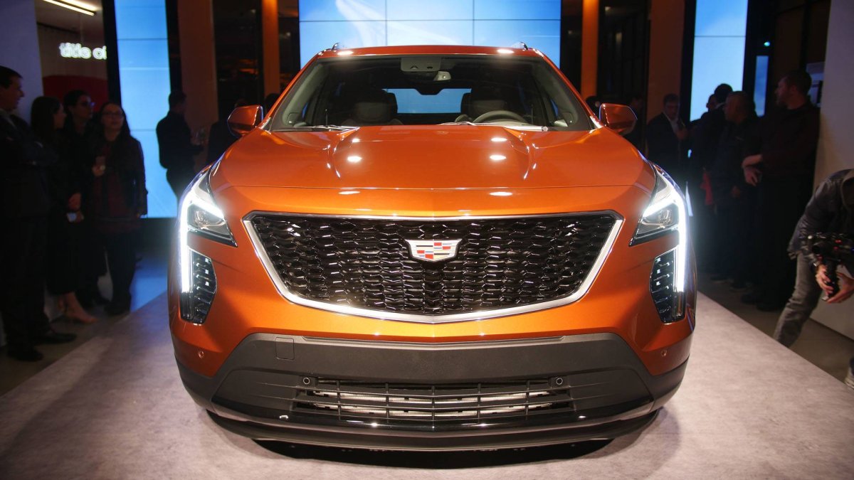 Новый кроссовер Кадиллак XT 4