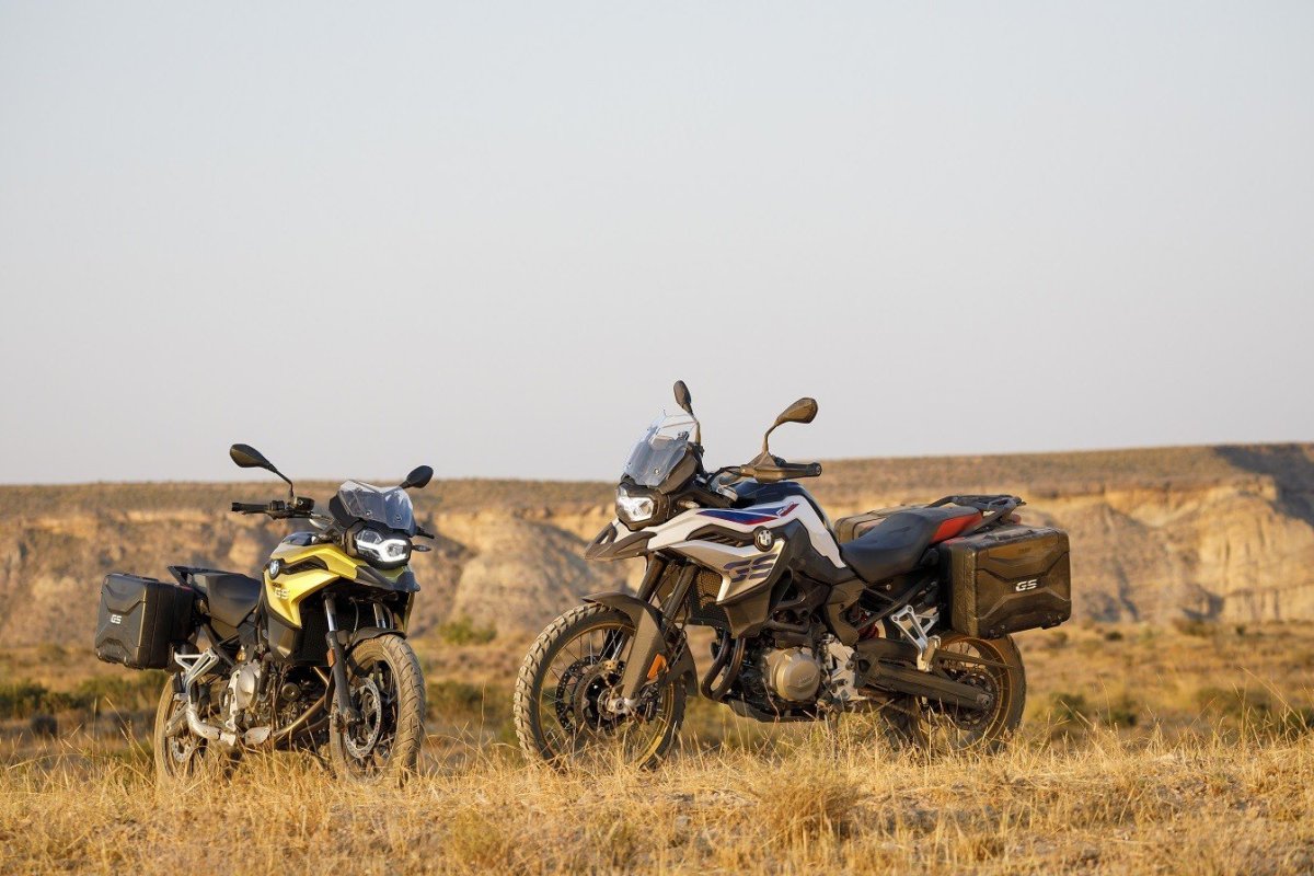 Мотоцикл БМВ 750 GS