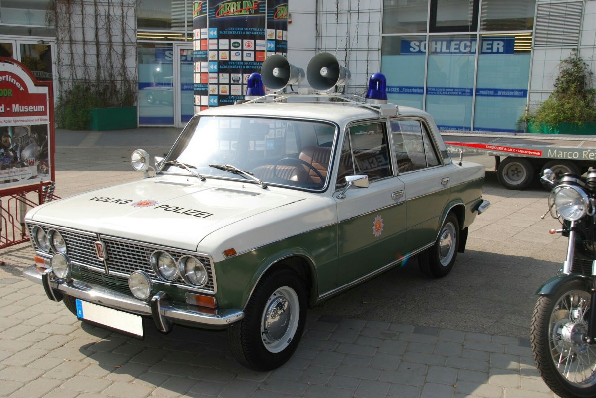 ВАЗ 2106 Volkspolizei